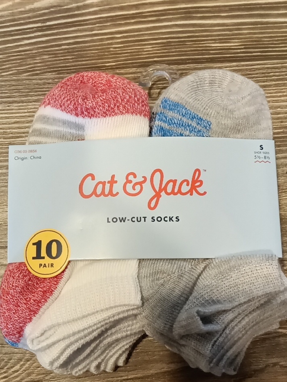 Boys' 10pk Stripe Low Cut Socks - Cat & Jack Small Knit Ankle. NWT. M